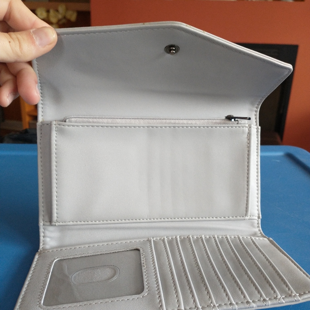 Wallet - Picture 2 of 2